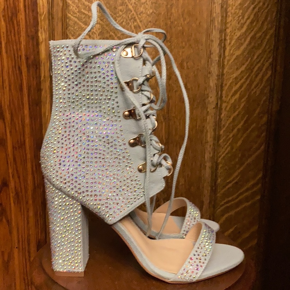 Pair of Azalea Wang embellished to the nines peep toe boots size 8. Style JACQ.